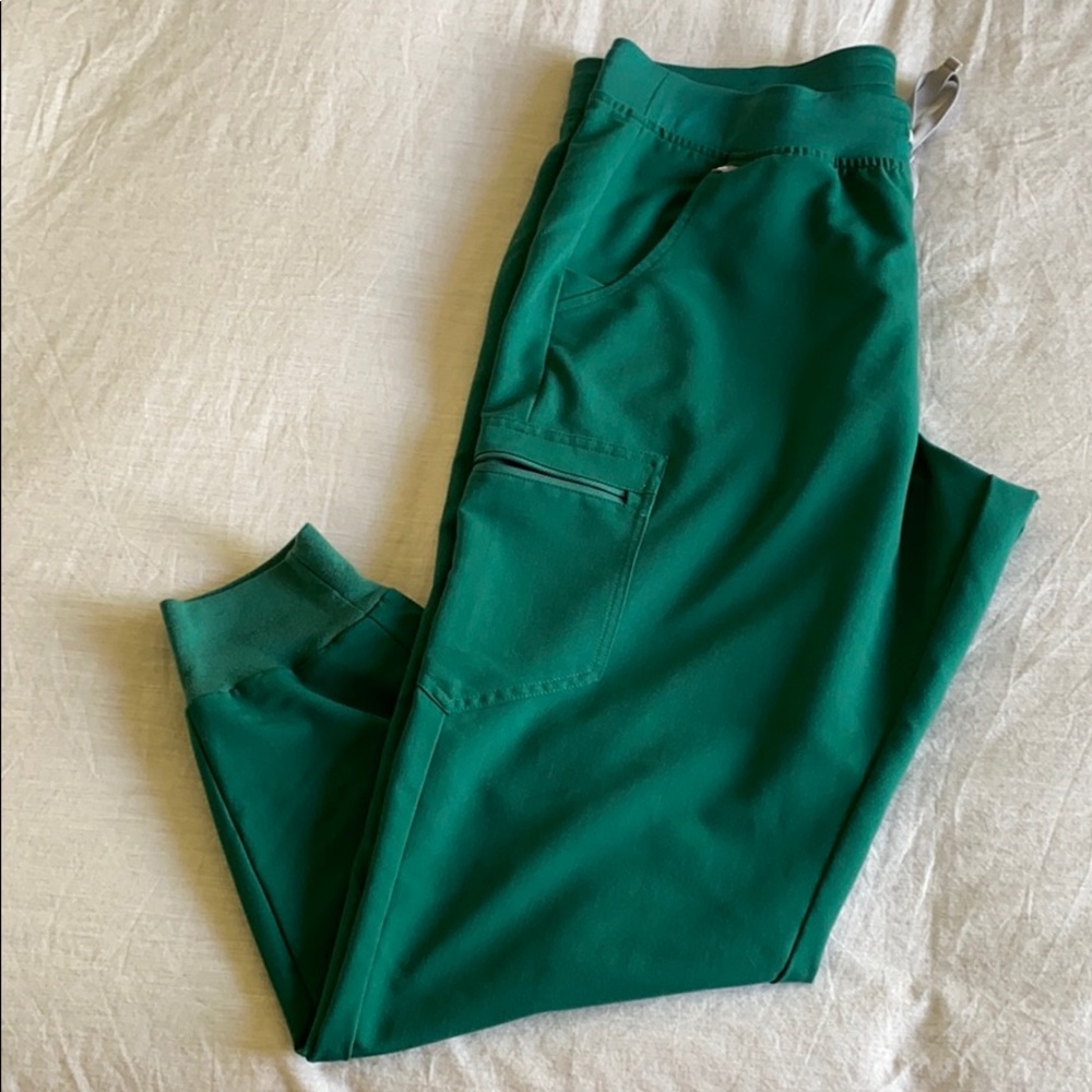 Figs Zamora joggers - Hunter Green